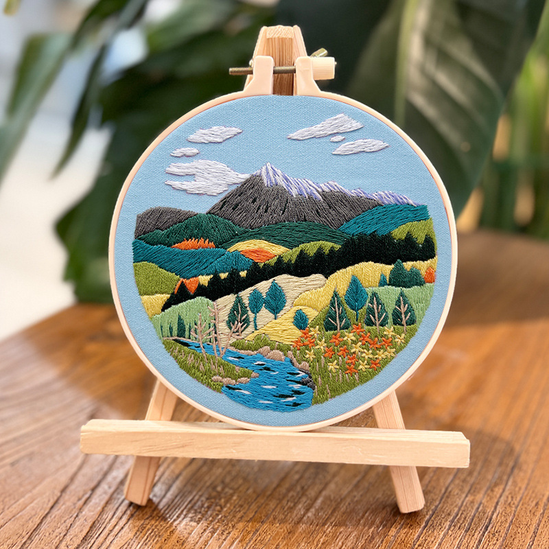 Lu bordado montaña de la luna pintura colgante hecha a mano DIY material bordado paquete de pintura colgante de paisaje forestal conjunto inglés de cuatro piezas