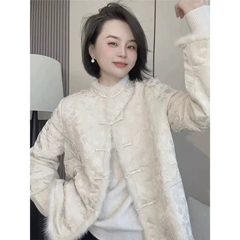 2972 белое новое национальное пальто в китайском стиле женское осеннее и зимнее новое меховое сшивание высокого уровня ретро литературный темперамент