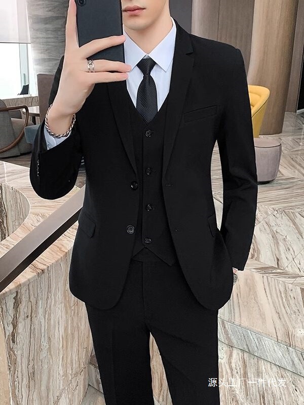 Men's slim-fit suit jacket, high-end casual business professional attire, stylish groomsmen suit, small blazer