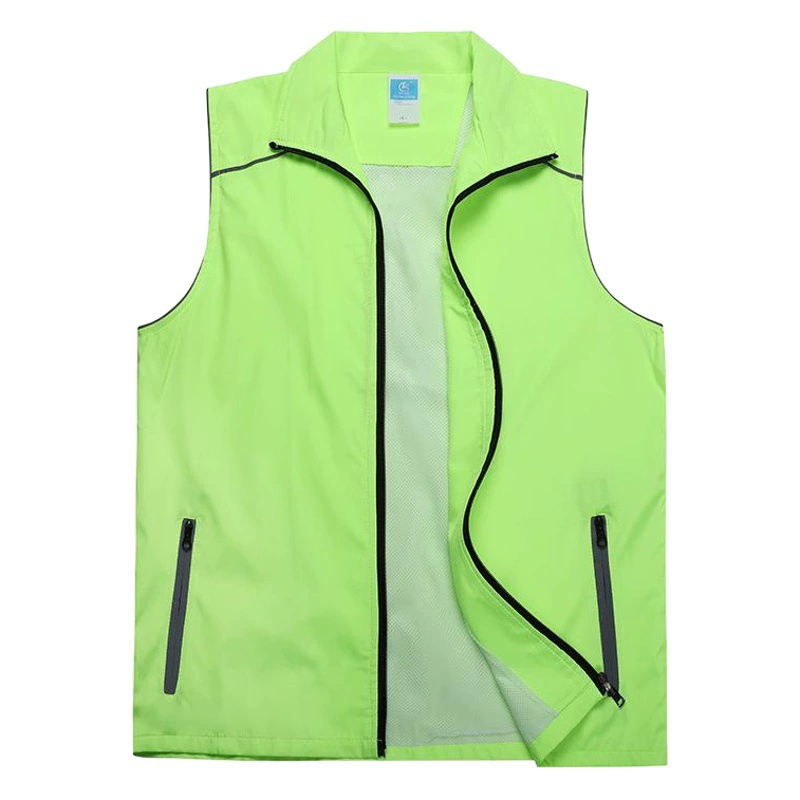 Волонтерские светоотражающие жилет на заказ логотип