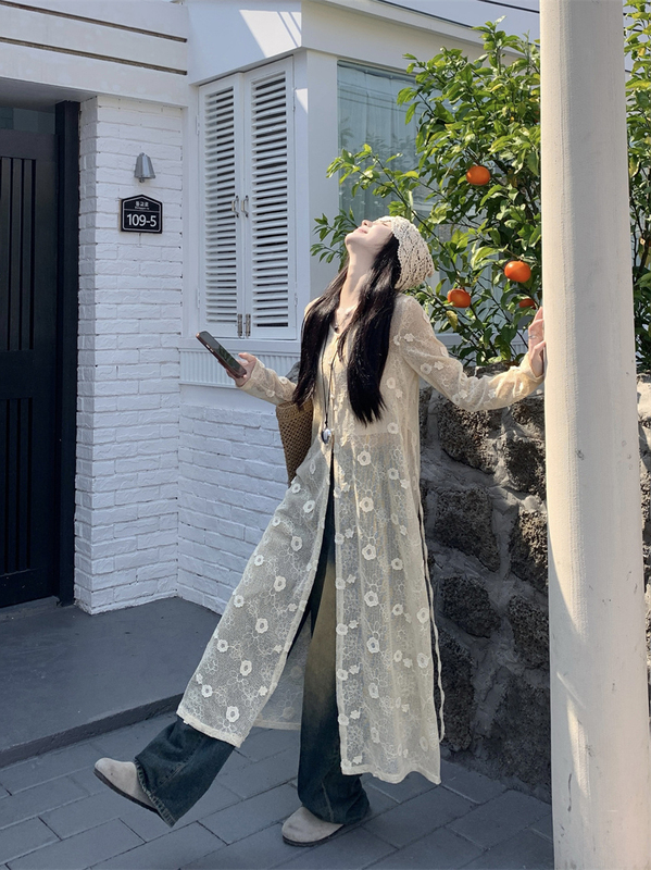 Bohemian Style Blouse Dress for Women Early Autumn New Design High-End Lace Cardigan Beautiful Long Skirt