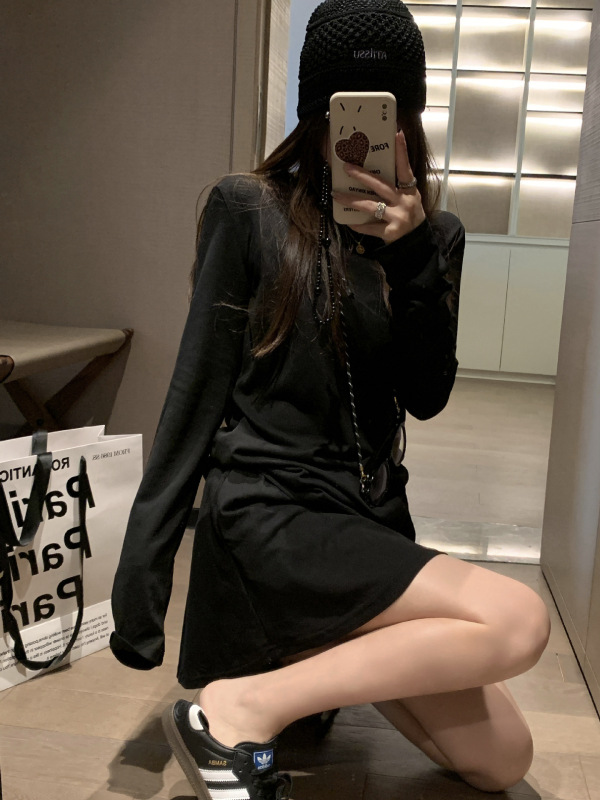 ニッチデザインのおしゃれなバックレス長袖プリーツTシャツ+ショートスカートのツーピース夏用日焼け止めアイススーツ|undefined