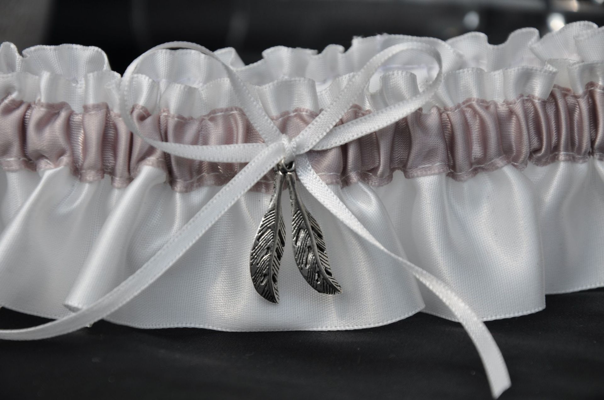 Valentine's Day Leaf Cloth Wedding Costume Props display picture 2