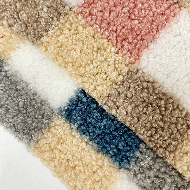 阿尔泰颗粒印花格子面料小泰迪印花秋冬服装鞋帽箱包复合布料现货