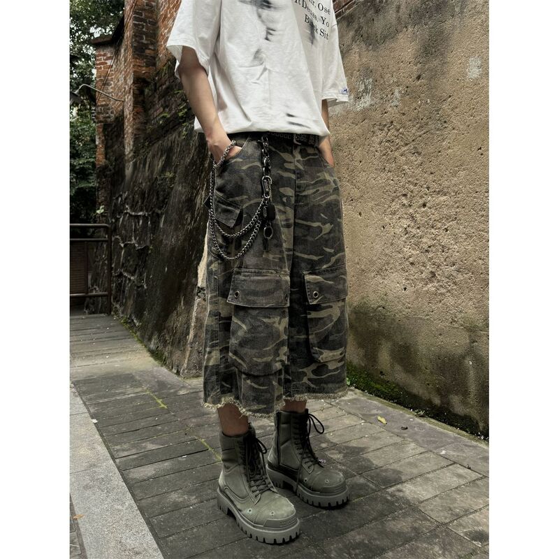European and American Style Summer High Street Frayed Camouflage Jeans for Men and Women, Loose Pocket American-Style Cropped Work Pants