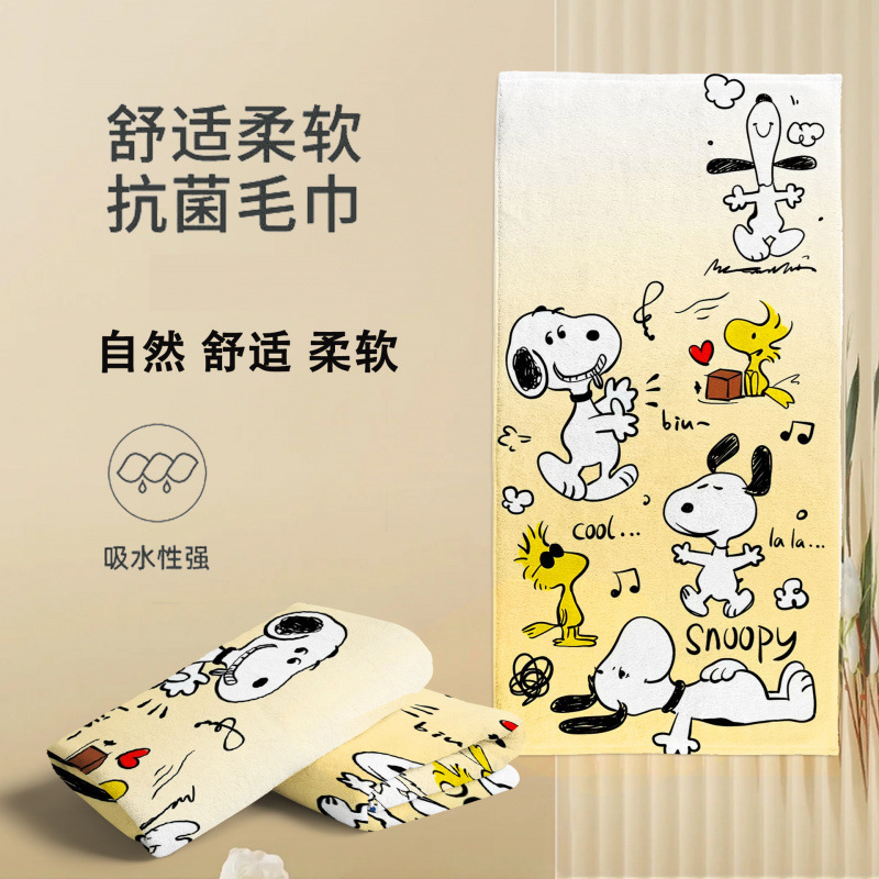 Snoopy bath towel from the source manufacturer, digitally printed towel, fitness anti-dirt pad, beach towel, sports towel