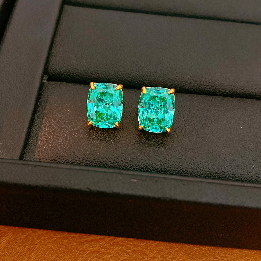 Elegante simple geometría pernos de piedra de silicio estilo frío temperamento personalidad pendientes ligeros de lujo alta sensación de auriculares al por mayor