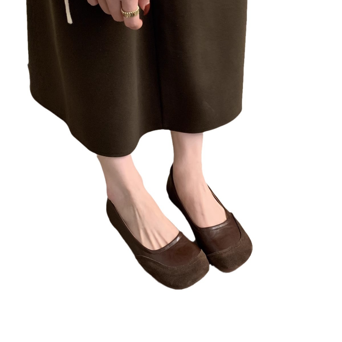 Retro cabeza redonda superficial zapatos de una sola mujer primavera y otoño nuevo estilo coreano de estilo francés de noche un pedazo de zapatos casuales Bean