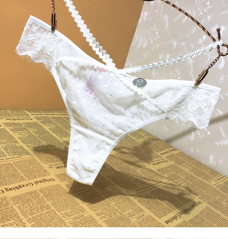 KSS SECRET Seductive Lift Lace Thong 4-Pack: Slip invisibili con incrocio sulla schiena per una silhouette perfetta_voghion.com