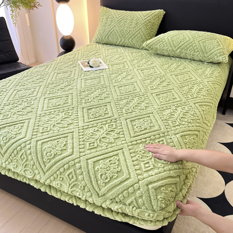 外贸可压缩跨境雕花绒欧式床笠防滑床垫套冬季加绒席梦思保护套