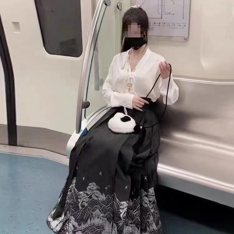 0d1a9678-e9a9-497c-93bb-d2b46e50b744.jpe