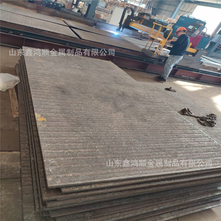 厂家现货耐磨衬板6+4 8+6复合耐磨衬板碳化铬堆焊板制作加工切割
