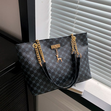 复古通勤质感链条单肩包包女2024春季新款百搭ins腋下包托特包女