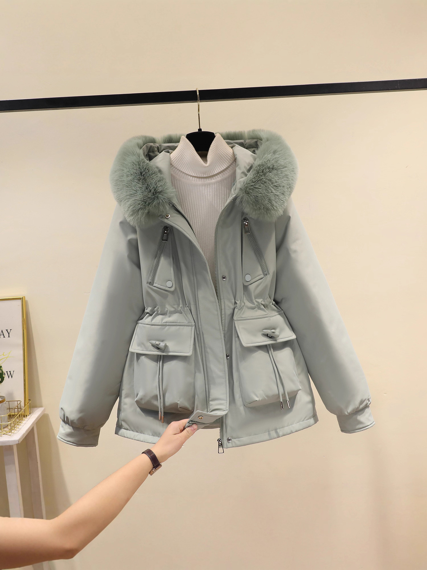 2025 Women's Autumn and Winter Horn Button Parka down Jacket Plus Velvet Womens down Parkas Jacket