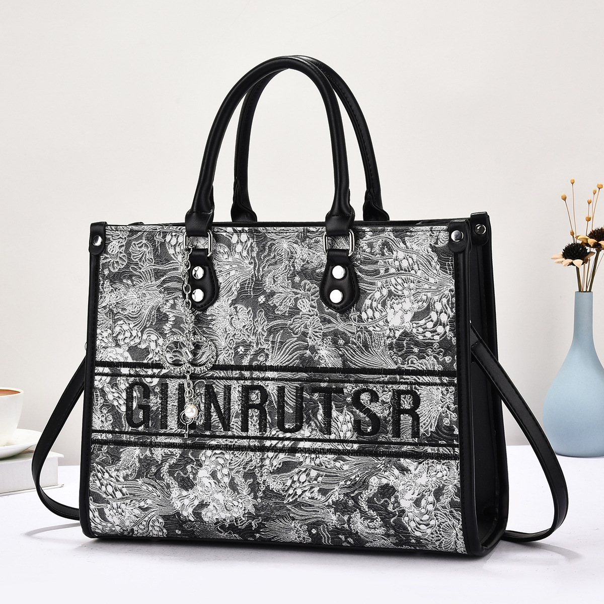 Bolso de mujer bordado de estilo chino bolso de madre de temperamento de mediana edad bolso de regalo de cumpleaños bolso de boda