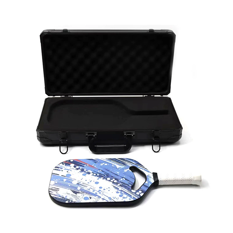 Портативный футляр для хранения ракеток для пиклбола из алюминиевого сплава, с возможностью нанесения логотипа на табличке, внутренняя обработка канавок, черный цвет.