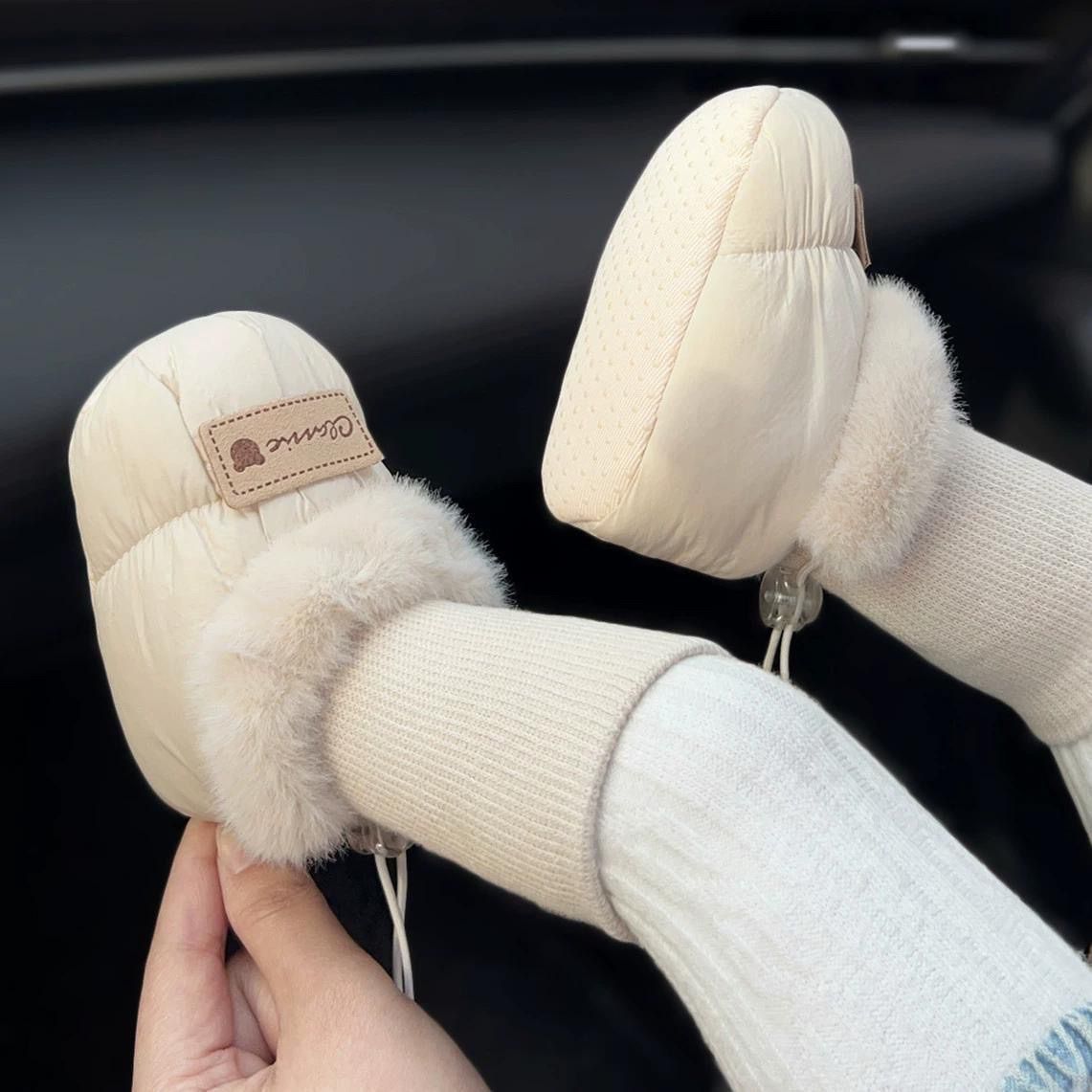 Baby Shoes and Socks 0-1 Years Old Soft Cloth Sole Fleece-Lined Thickeneded Warm Baby Girl Winter 6-12 Months Non-Falling Toddler Shoes