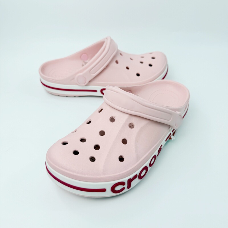 Cross Baya Clogs Are Lightweight, Versatile for Everyday Use, Suitable for Both Men and Women, and Perfect for Couples