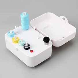 针线缝纫;服装机械设备;木质工艺品