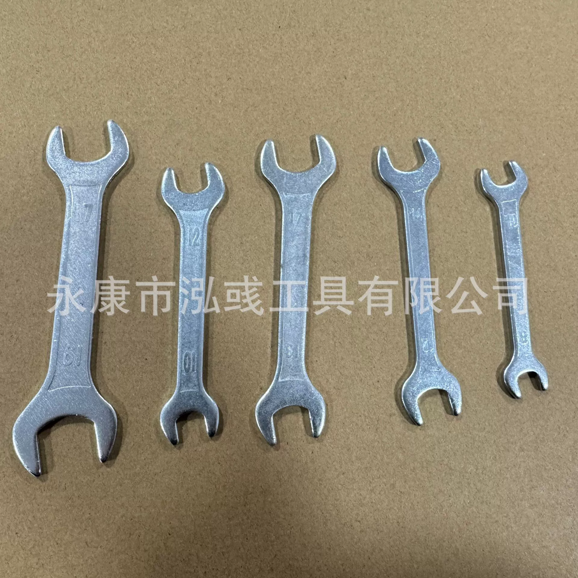 Дешевый железный штамповка открывной ключ толщиной маленький гаечный ключ 3 мм открывной гаечный ключ с автомобильными аксессуарами аппаратные инструменты гаечный ключ