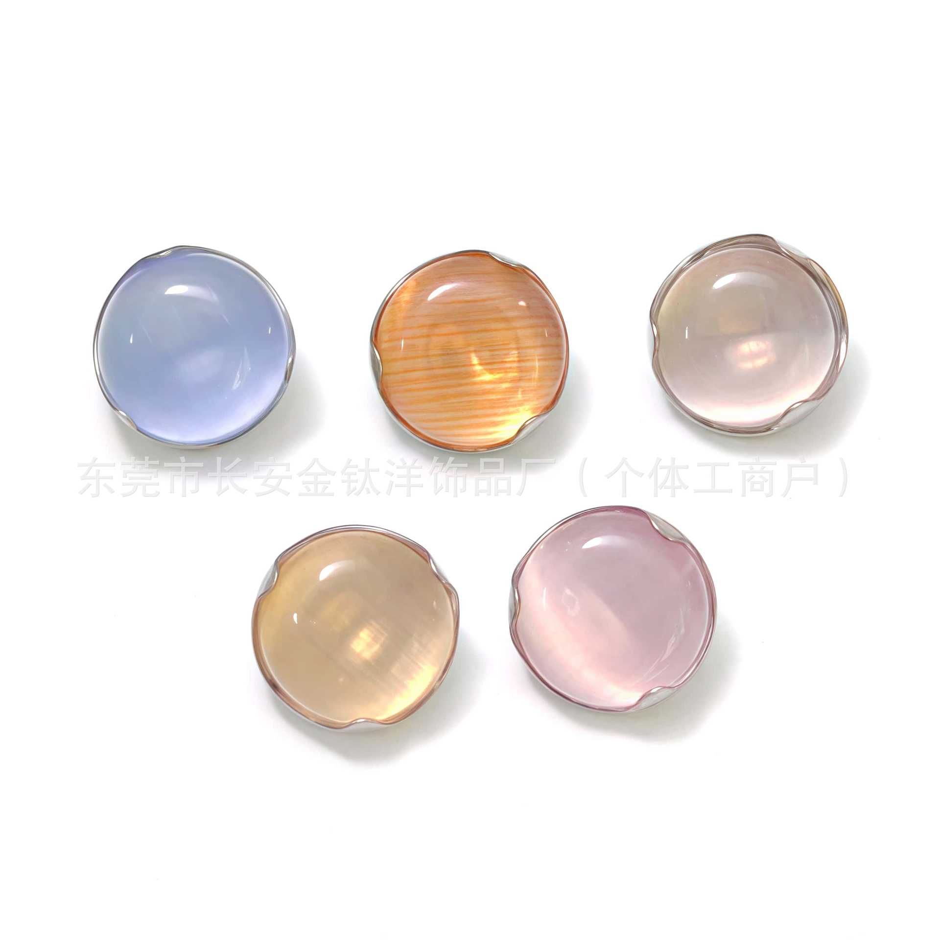 Pointed titanium steel lip stud product view