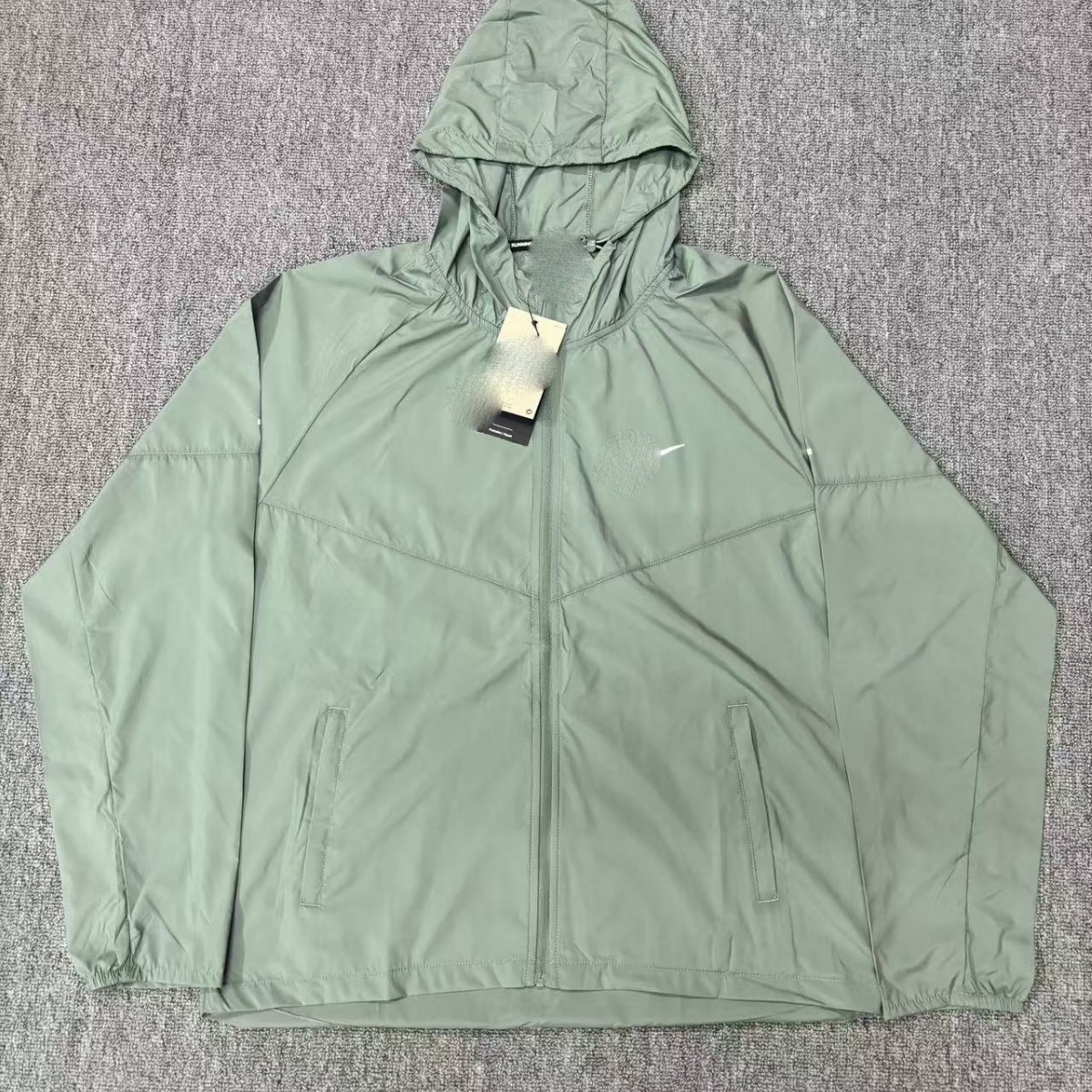 2026 New Lightweight Jacket for Men and Women, Spring and Summer Sports Hooded Running Training Windproof Sun Protection Casual Jacket