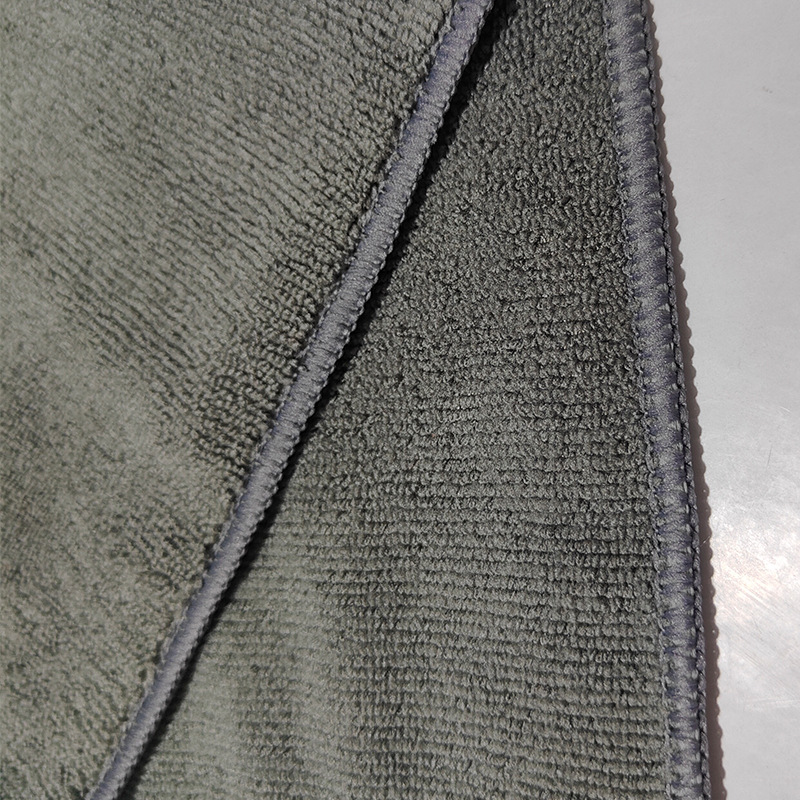 Toalla de coche de corte en caliente Toalla de pulido Toalla chapada de cristal Tela encerada 300gsm Toalla de lavado de coche Toalla cuadrada de microfibra