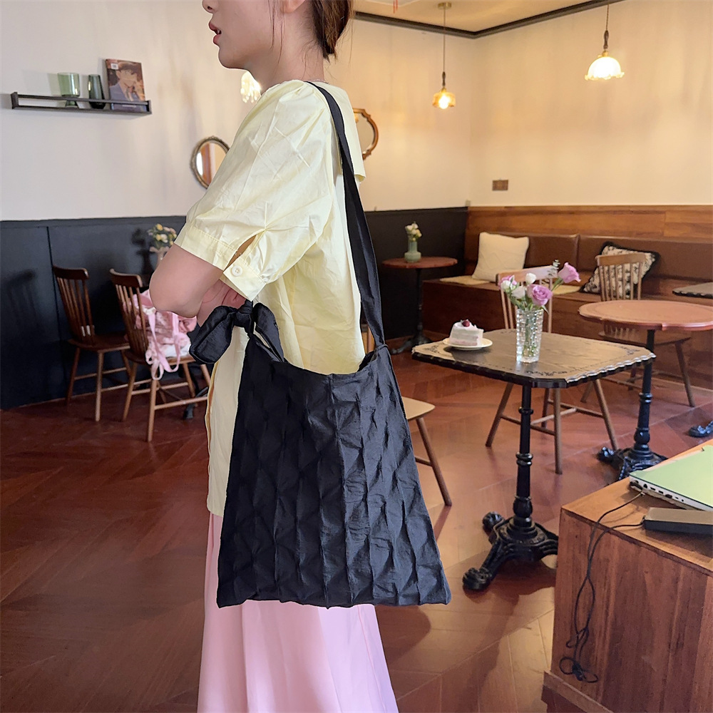 45153 Korean version pleated diamond-shaped bag for women, new casual large-capacity commuter underarm bag, crossbody single-shoulder bag for women undefined