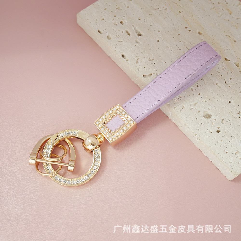 Nuevo anillo hebilla herradura hebilla brillante microfibra cuero coche llavero moda llavero cintura colgante regalo al por mayor