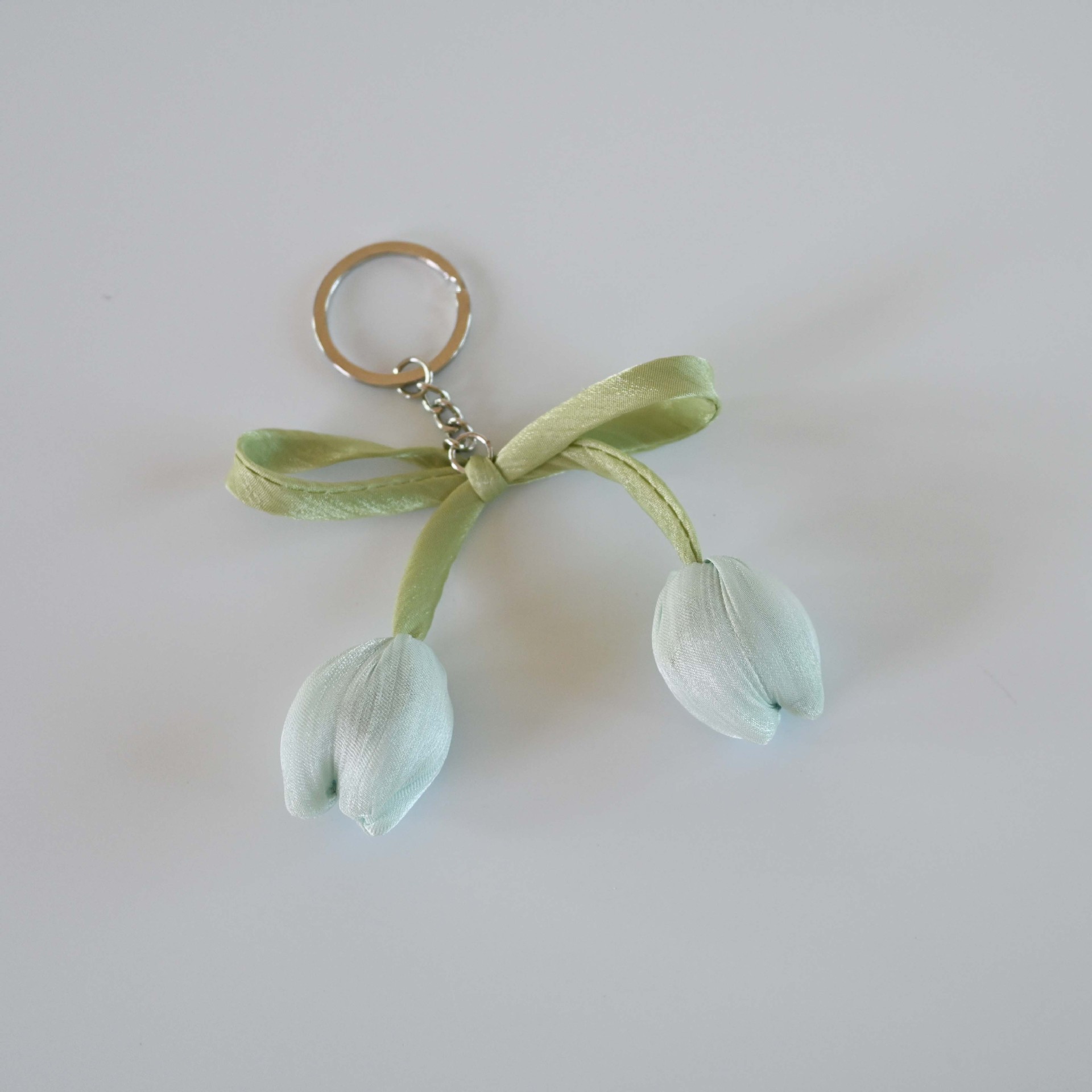 Flower Pattern 1 Piece Elegant Flower Cloth Keychain