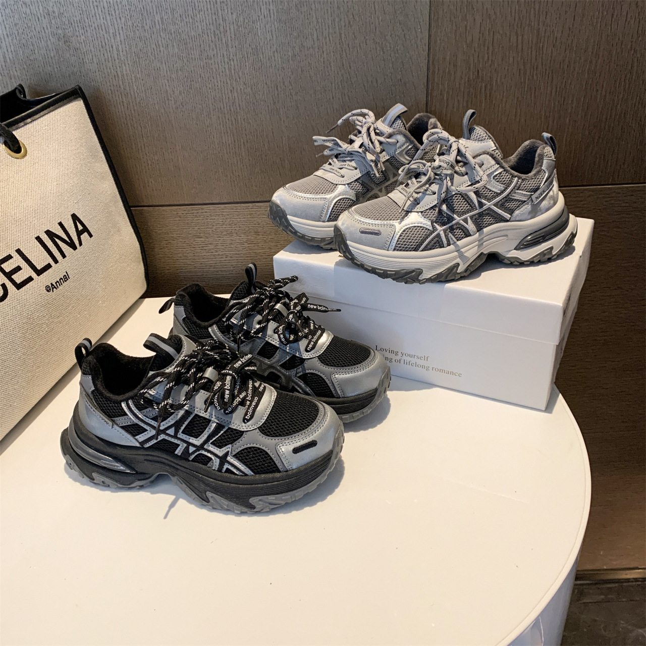 欧洲站厚底时尚老爹鞋女2025年新款加绒保暖小个子增高休闲运动鞋