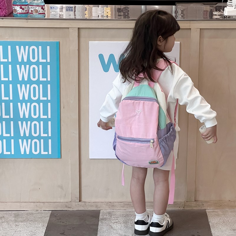 Mochila de gran capacidad para niños y niñas, moda, color contrastante, mochila escolar para estudiantes de jardín de infantes, 2025 nueva mochila infantil