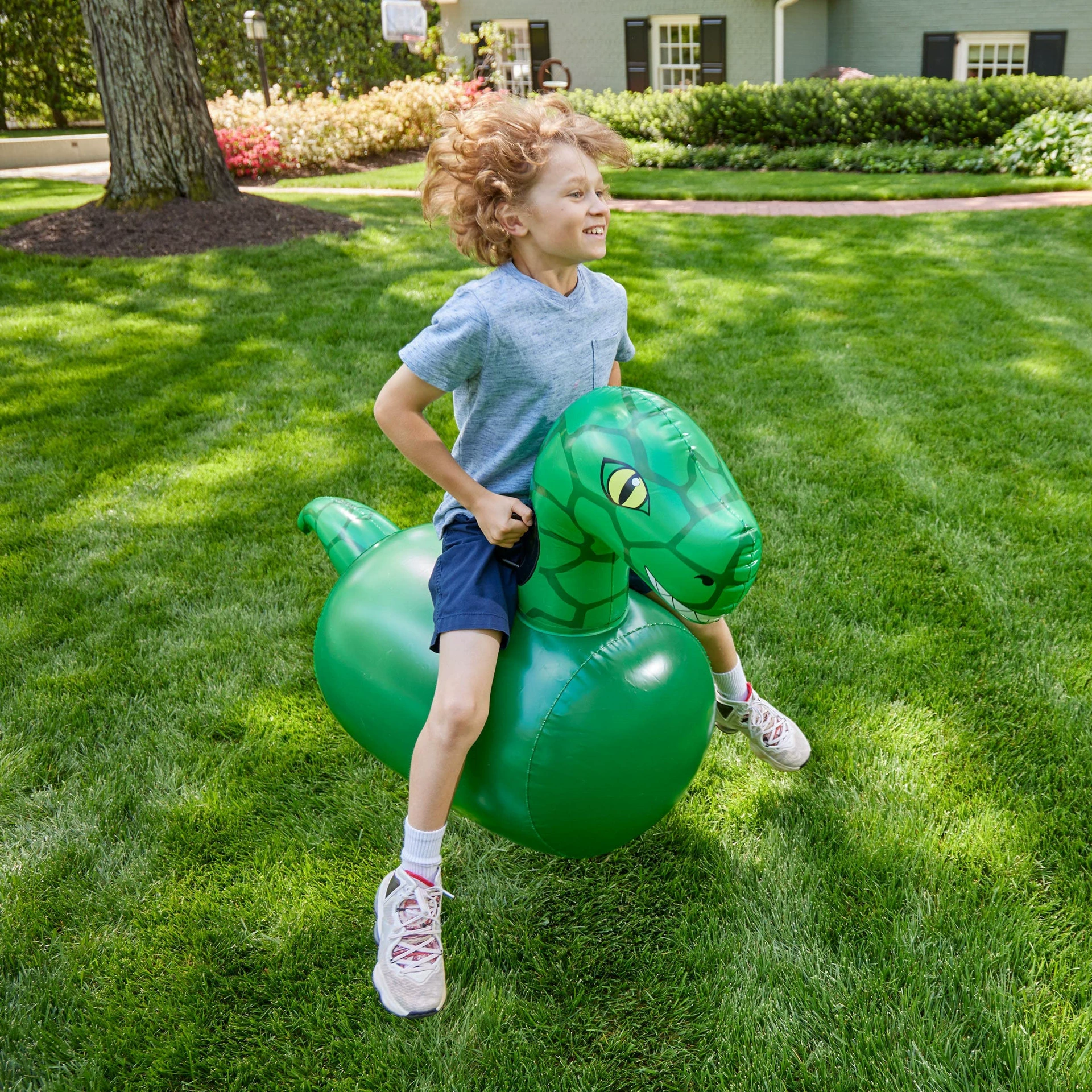 Трансграничные поставки Детский открытый прыжок на лужайке Крепление для динозавров Утолщенный стул для динозавров Батут Бампер Мяч Игрушка