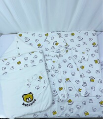 人気の新商品、多用途のベビー5点セット、可愛くておしゃれな新生児用ワンピース、純綿5点セット