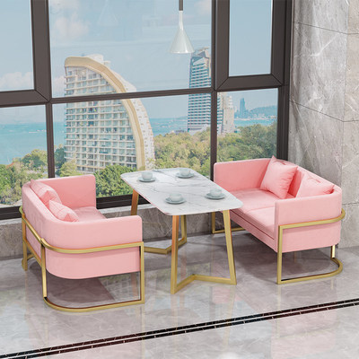 Sofá de hierro forjado nórdico lujoso asiento de tarjeta roja red salón de belleza silla de recepción casual moderna simple combinación de sofá mesa de té