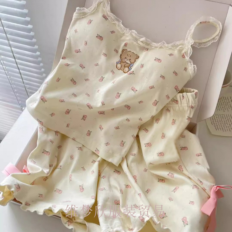 New Sweet Cute Lace Bear Printed Pajamas Women's Summer High-end Sling Shorts Home Clothes
