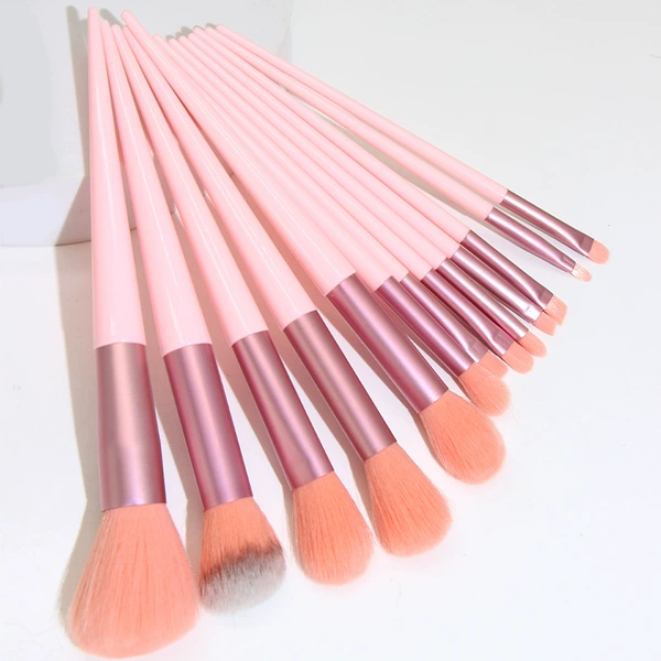 13 tender pink brush