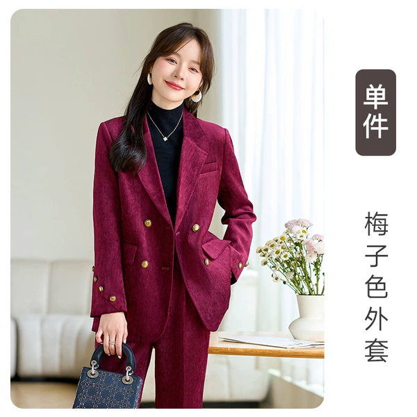 Burgundy long-sleeve, classic suit jacket
