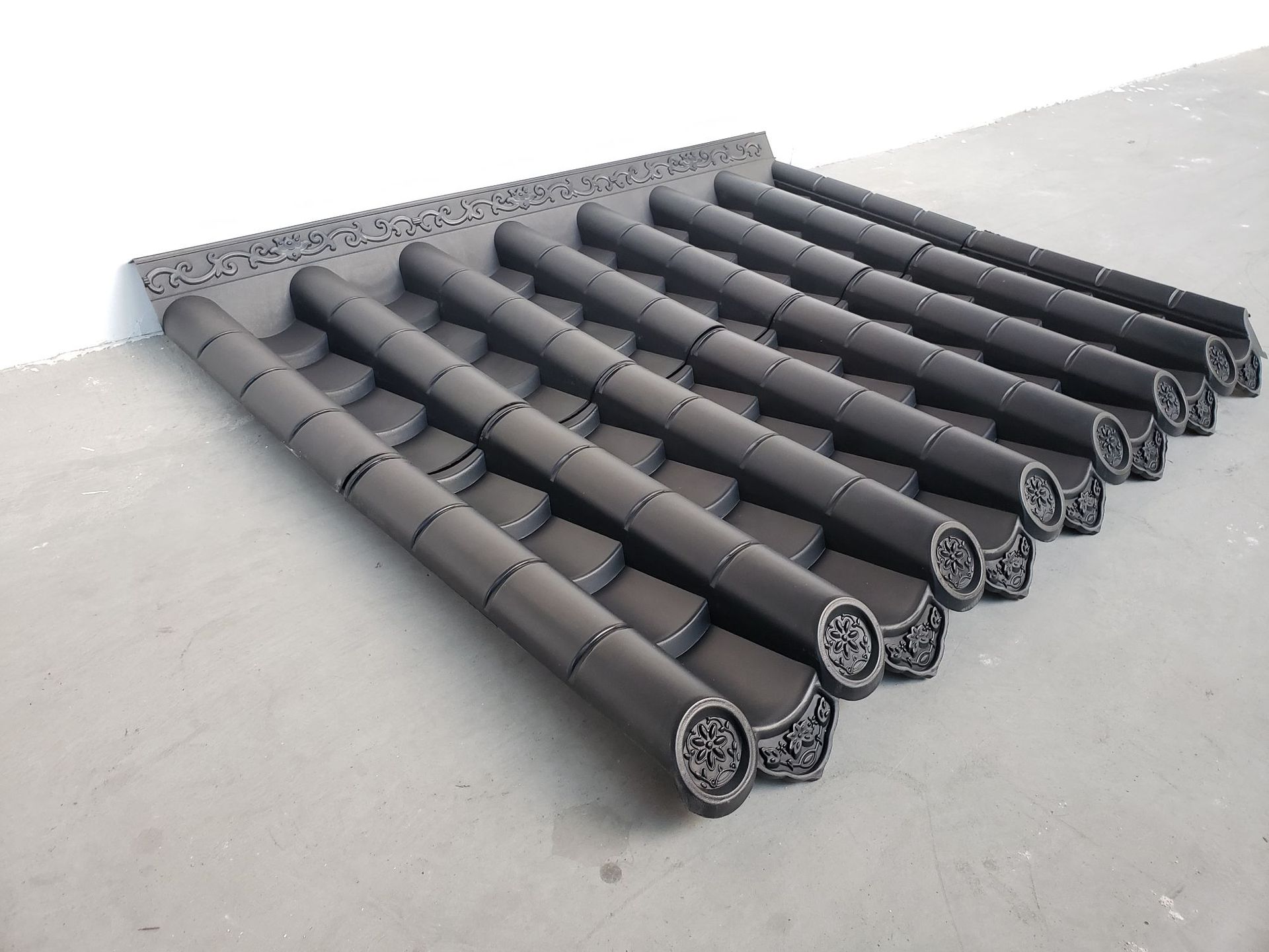 虹鑫建材一体瓦中式屋檐瓦 仿古滴水瓦   宣传栏仿古瓦 树脂瓦