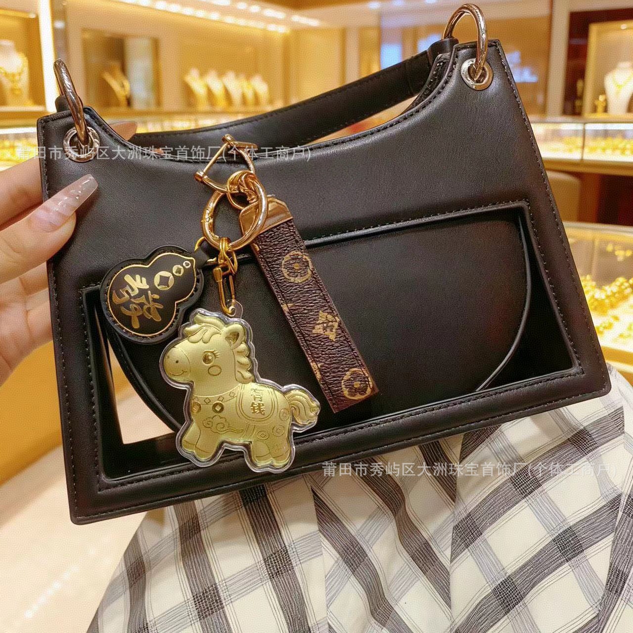 Año del Caballo de oro llavero de automóvil pequeño colgante 999 dinero de inmediato bolso llavero personalizado pequeño regalo