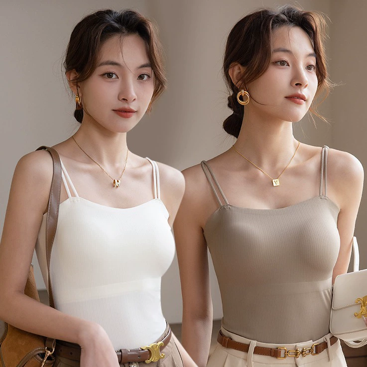 Новый камзол жилет женский с нагрудным ковриком