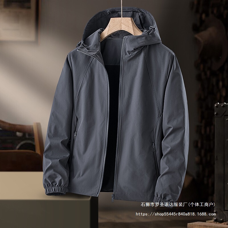 New autumn high-quality outdoor sports and hiking men's softshell jacket, loose-fitting outdoor hooded outerwear