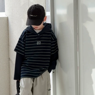 男童卫衣春秋款2026新款儿童条纹休闲打底衫男孩假两件连帽上衣潮