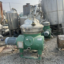 离心机;反应釜;储罐