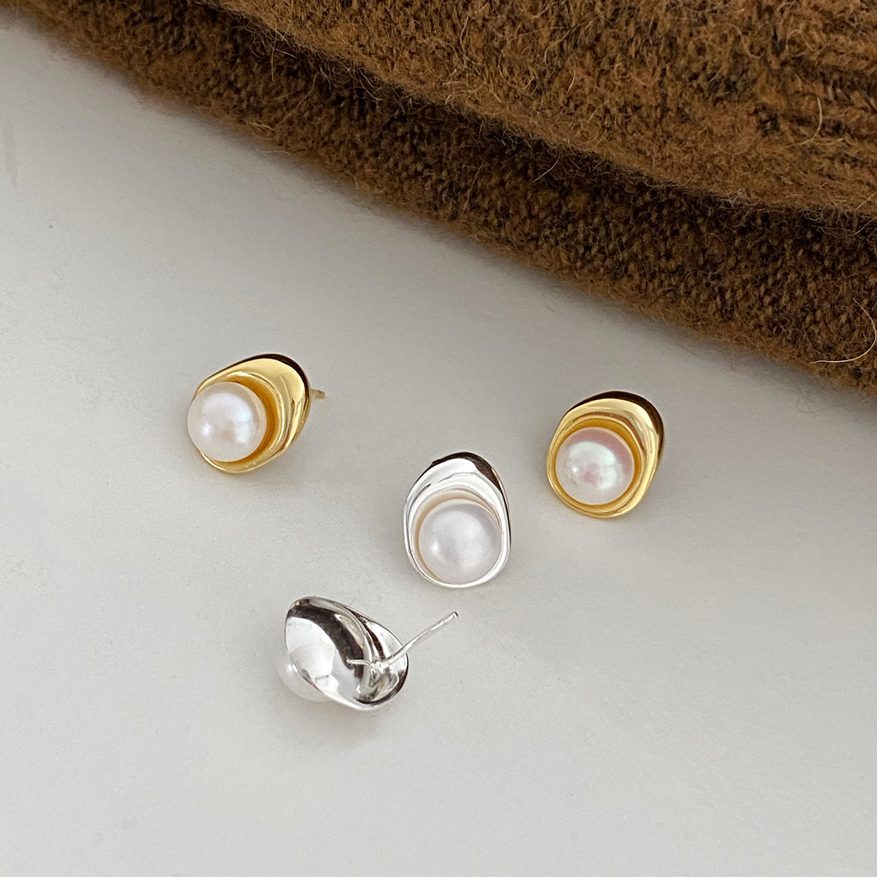 Boucles d'oreilles puce perle design géométrique argent massif_voghion.com