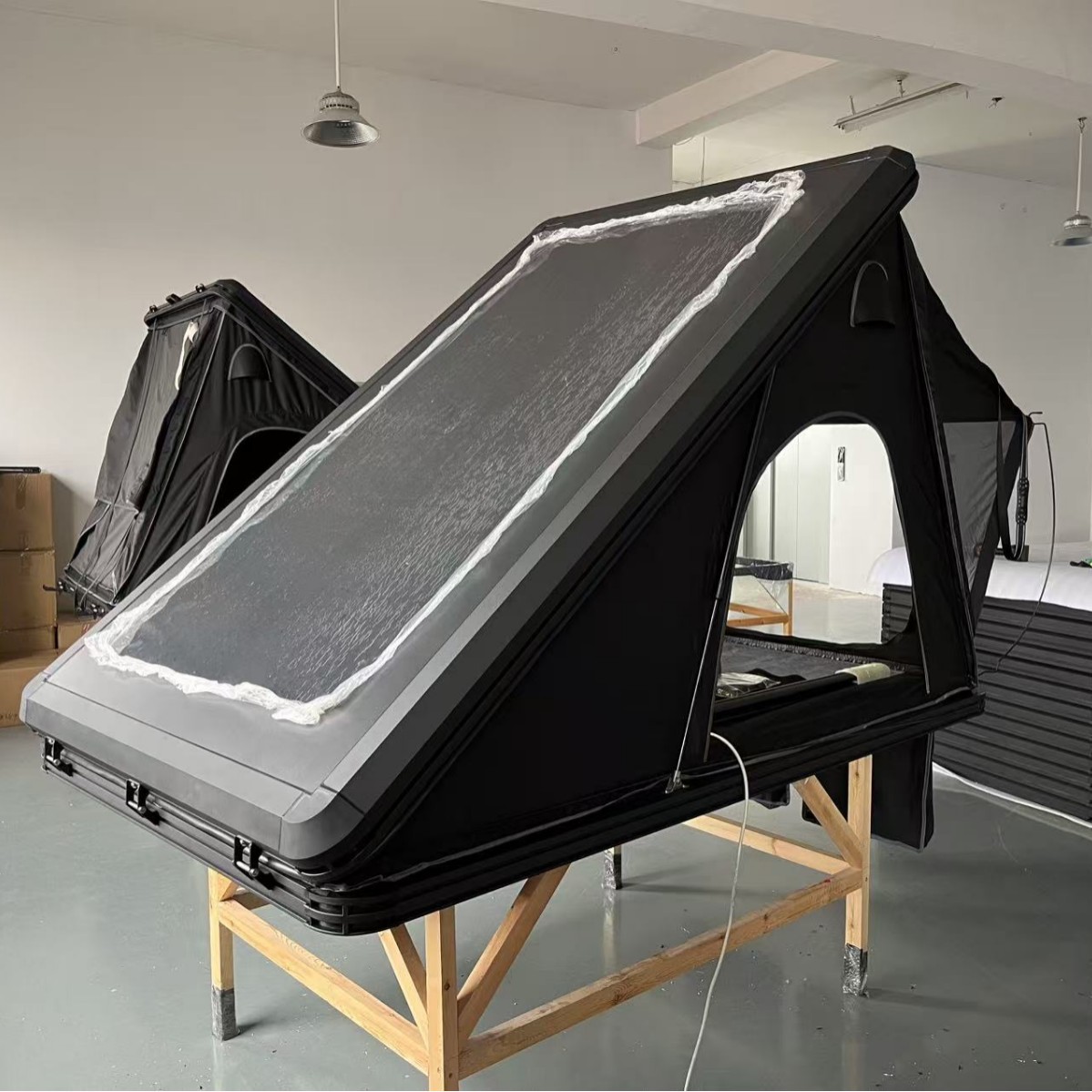 Aleación de aluminio triángulo duro A forma rápida camping al aire libre tienda de techo