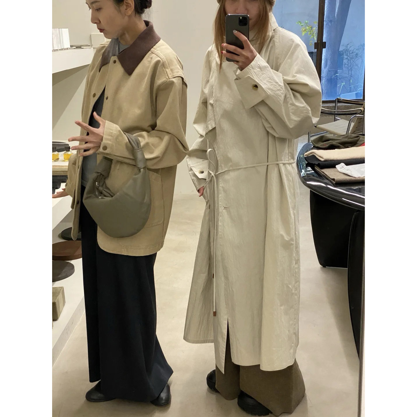 今秋の新作韓国デザイナーle17sep*embreレトロ折りたたみ襟レースアップウインドブレーカー