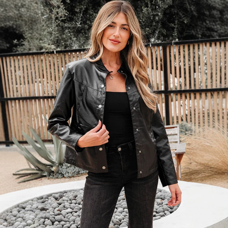 Early Autumn European and American Plus-Size Women's Clothing, Short Pu Leather Jacket with Stand Collar, Slim-Fit, Long-Sleeved, Casual Faux Leather Coat