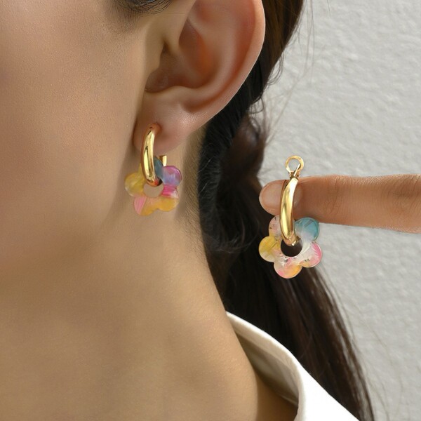 fashionable small design elegant universal earrings
