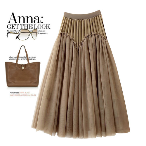 Elegant long maxi skirt with pleated design, flattering puff sleeves, French-style, lace half-body skirt for women, suitable for autumn and winter, stylish dress.